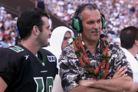 June Jones, whose run-and-shoot offense dazzled at Hawaii and in the NFL, dies at 73